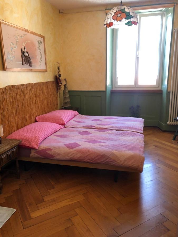 Les Brenets Chambres D'Hotes Le Passiflore מראה חיצוני תמונה