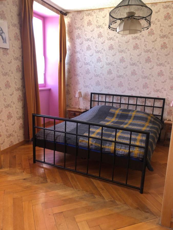 Les Brenets Chambres D'Hotes Le Passiflore מראה חיצוני תמונה