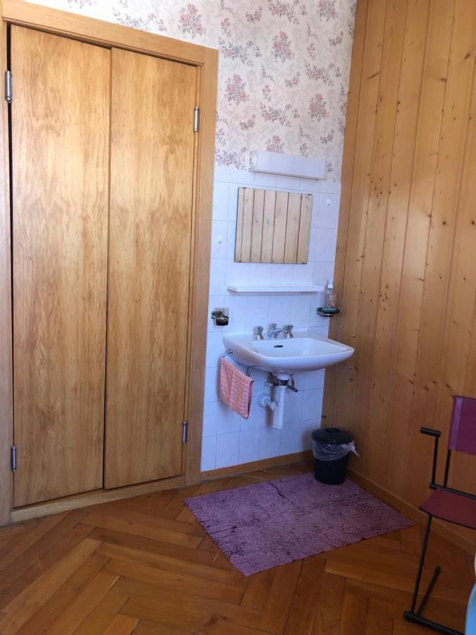 Les Brenets Chambres D'Hotes Le Passiflore מראה חיצוני תמונה