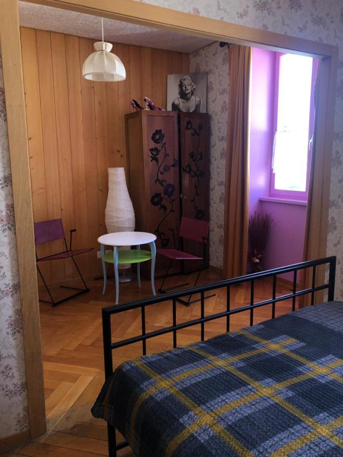 Les Brenets Chambres D'Hotes Le Passiflore מראה חיצוני תמונה