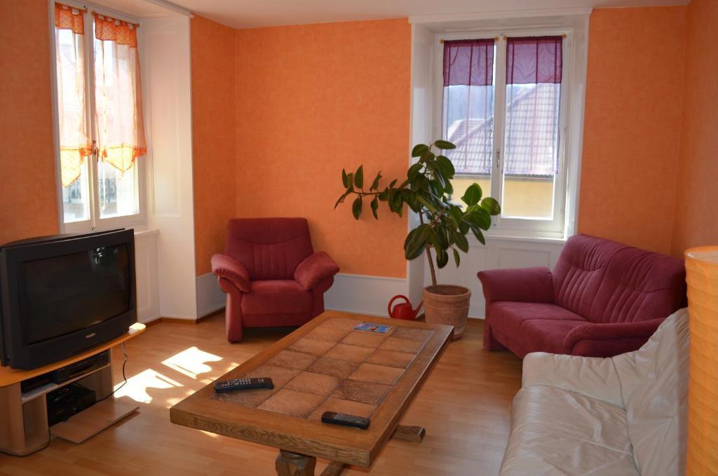 Les Brenets Chambres D'Hotes Le Passiflore מראה חיצוני תמונה