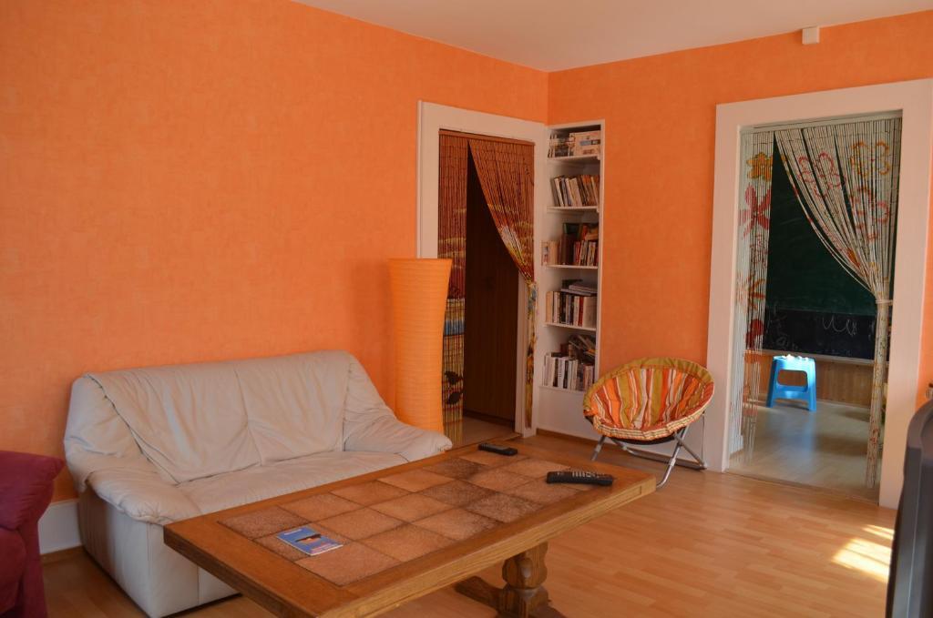 Les Brenets Chambres D'Hotes Le Passiflore מראה חיצוני תמונה